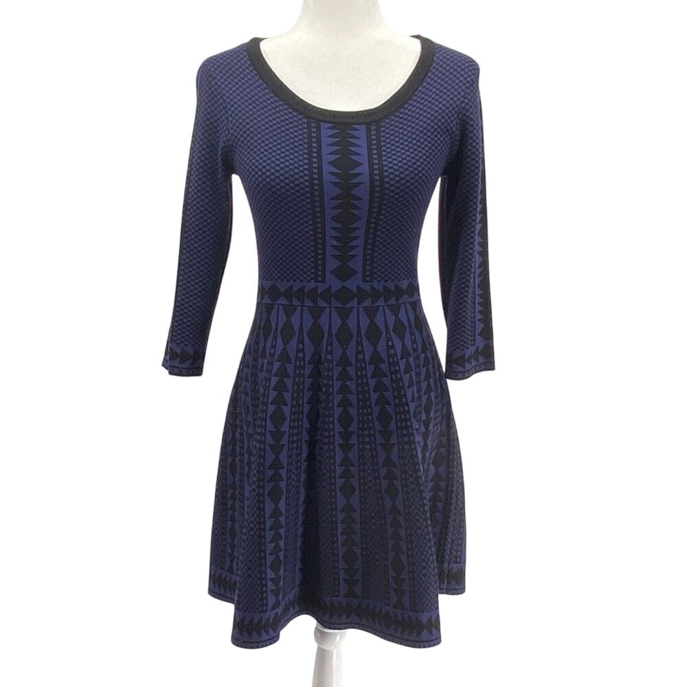 Nina Leonard Blue & Black Form fitting Dress with stretch for the perfect fit❤️